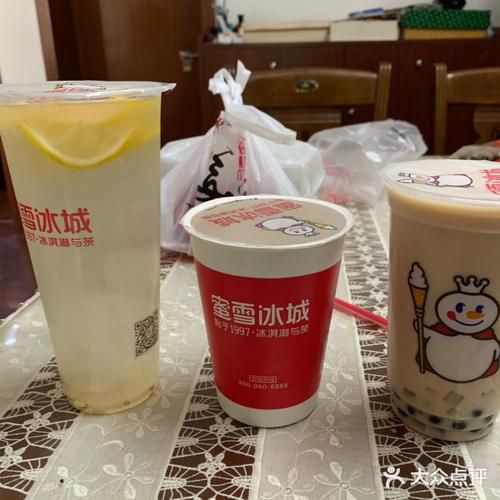 蜜雪冰城加盟存款，蜜雪冰城免近2亿加盟费界面新闻