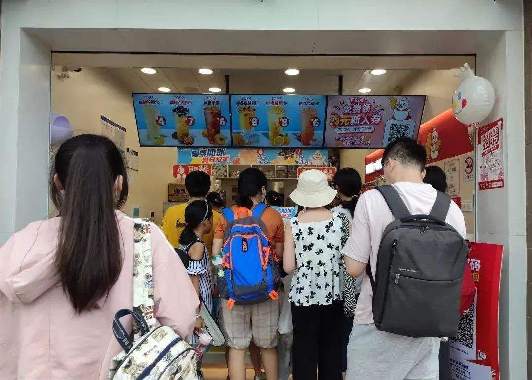 蜜雪冰城加盟swot分析，蜜雪冰城免近2亿加盟费界面新闻