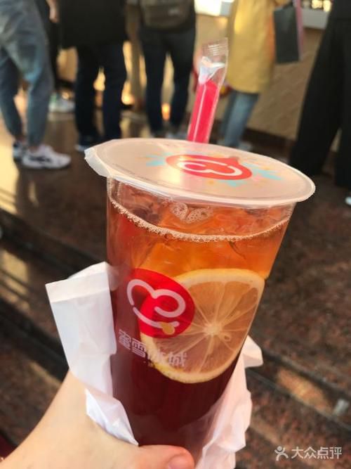 蜜雪冰城招商加盟总部，蜜雪冰城免近2亿加盟费界面新闻