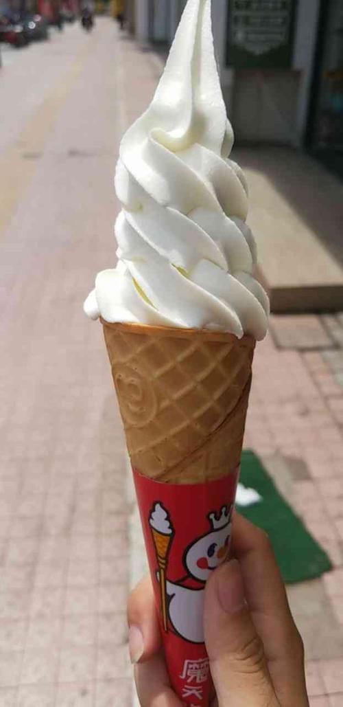 加盟蜜雪冰城怎么选，怎么加盟蜜雪冰城奶茶店铺
